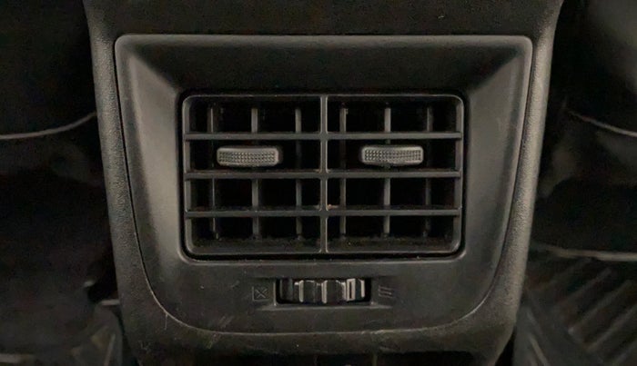 2023 Toyota Glanza V AMT, Petrol, Automatic, 7,834 km, Rear AC Vents