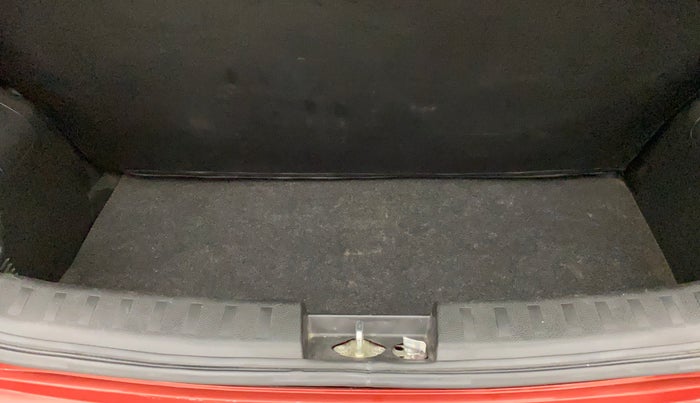 2013 Maruti Swift VDI, Diesel, Manual, 22,383 km, Boot Inside
