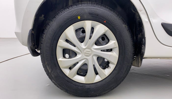 2018 Maruti Swift VXI, Petrol, Manual, 64,568 km, Right Rear Wheel
