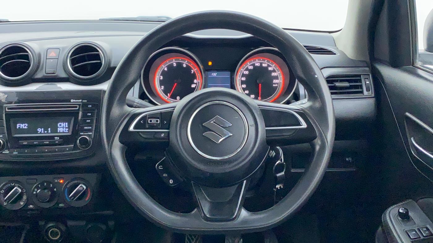 2018 Maruti Swift VXI, Petrol, Manual, 64,568 km, Steering Wheel Close Up