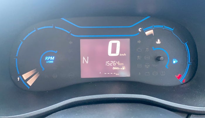 2022 Renault Kwid CLIMBER 1.0 AMT (O), Petrol, Automatic, 15,215 km, Odometer Image