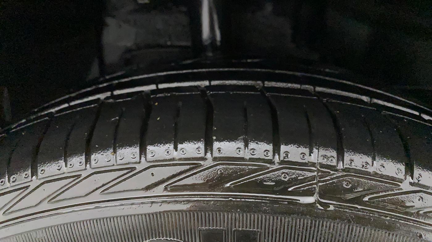 2021 Tata NEXON XZA PLUS PETROL, Petrol, Automatic, 21,987 km, Right Front Tyre Tread