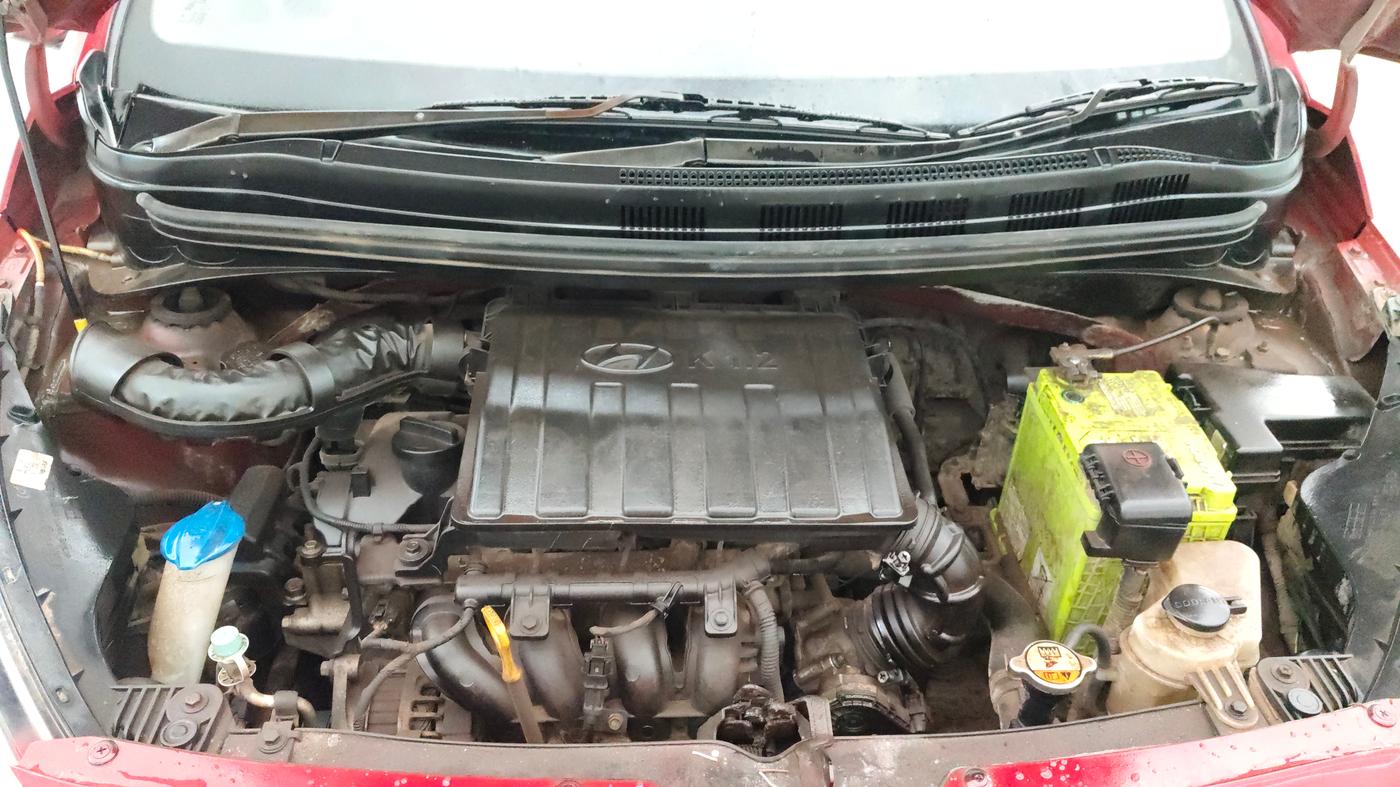 2016 Hyundai Xcent BASE 1.2, Petrol, Manual, 82,210 km, Engine View