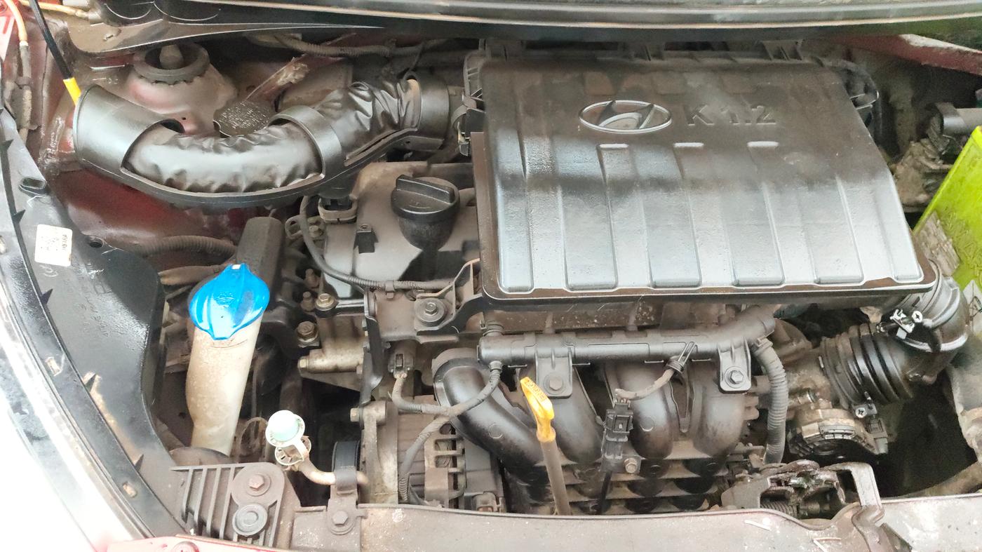 2016 Hyundai Xcent BASE 1.2, Petrol, Manual, 82,210 km, Engine View - Right