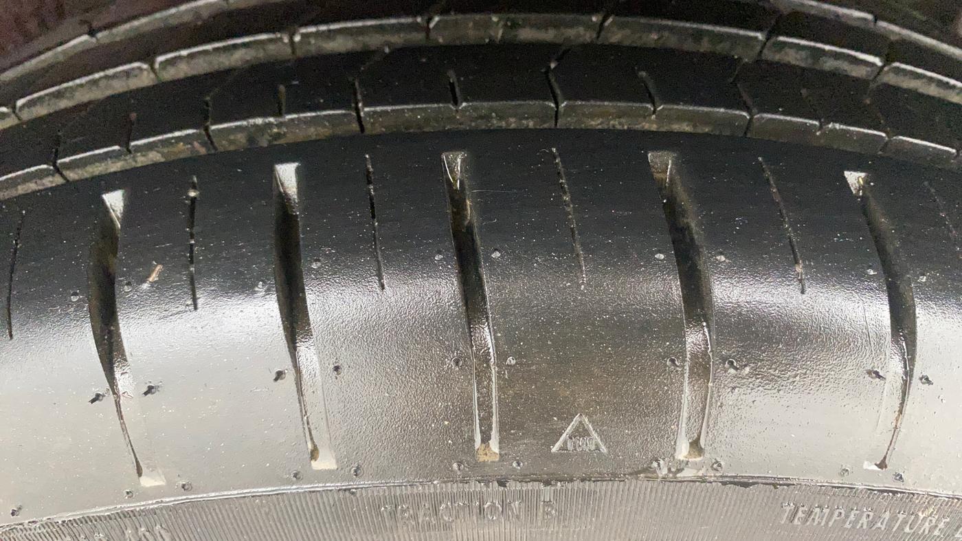 2017 Maruti Dzire ZXI PLUS AMT, Petrol, Automatic, 57,468 km, Left Rear Tyre Tread