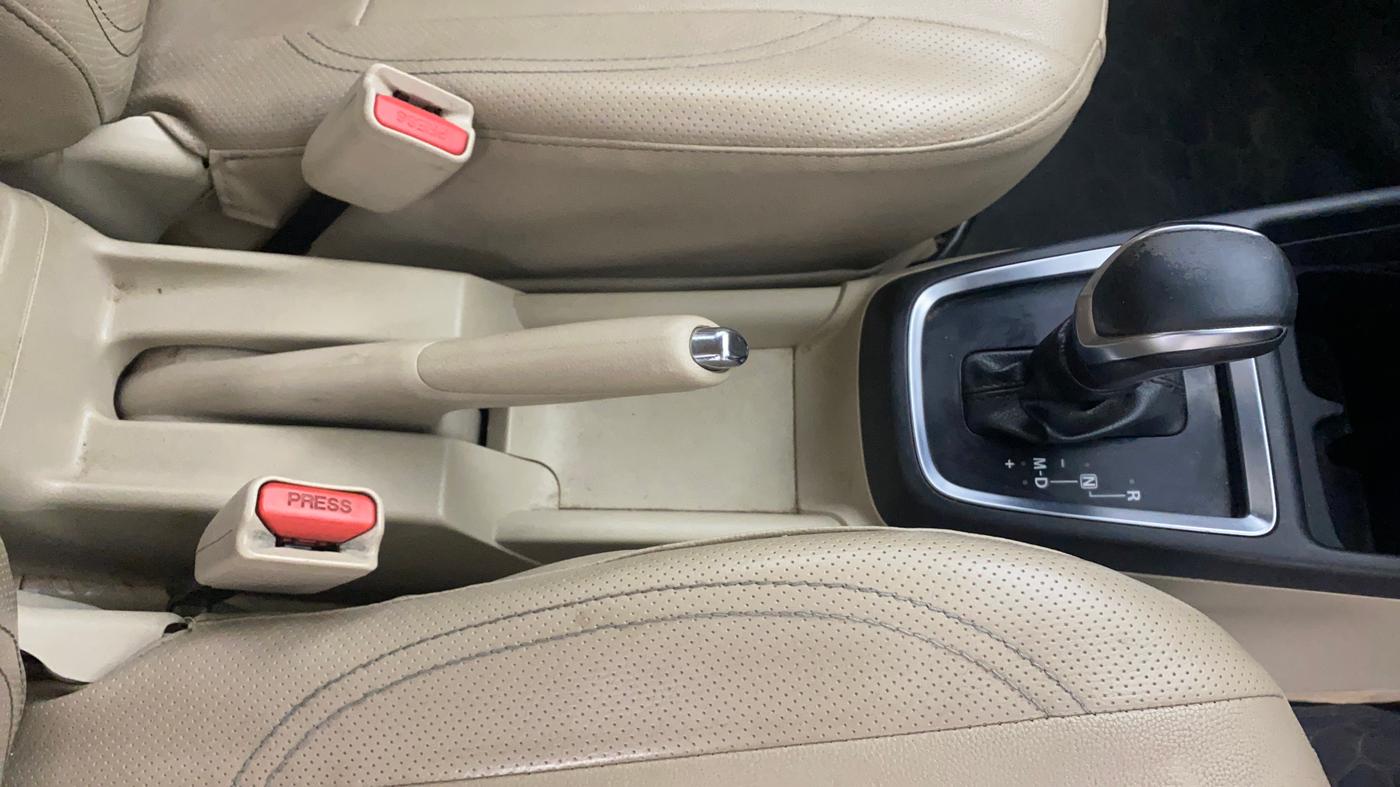2017 Maruti Dzire ZXI PLUS AMT, Petrol, Automatic, 57,468 km, Gear Lever