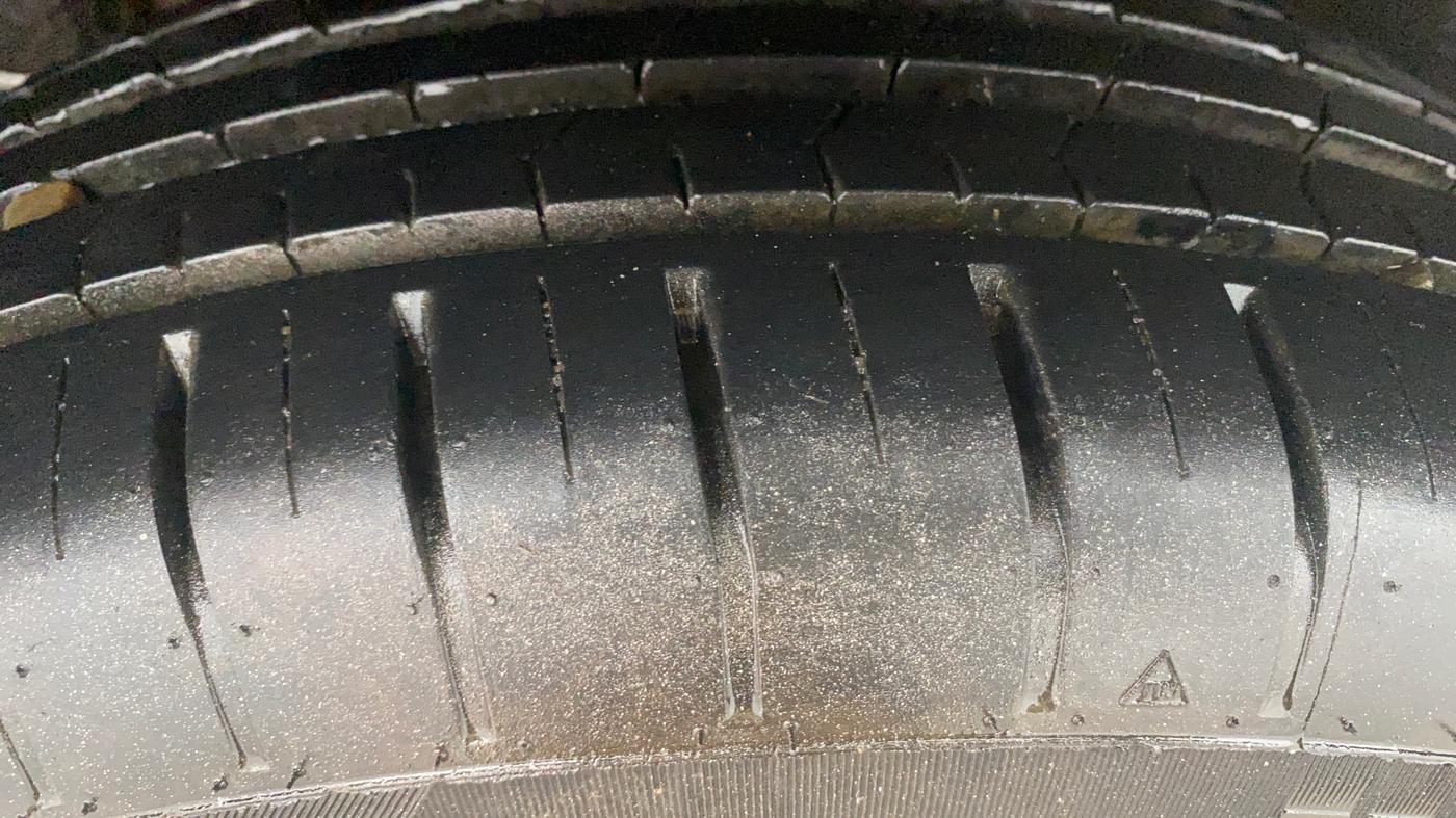 2017 Maruti Dzire ZXI PLUS AMT, Petrol, Automatic, 57,468 km, Right Rear Tyre Tread