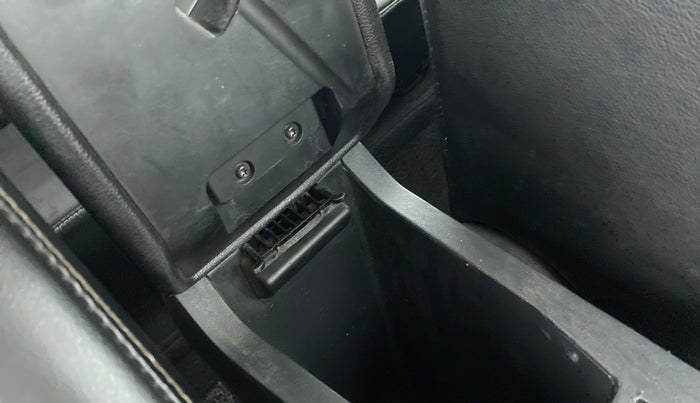 2020 Ford Ecosport TITANIUM 1.5L DIESEL, Diesel, Manual, 96,832 km, Driver seat - Armrest has minor damage