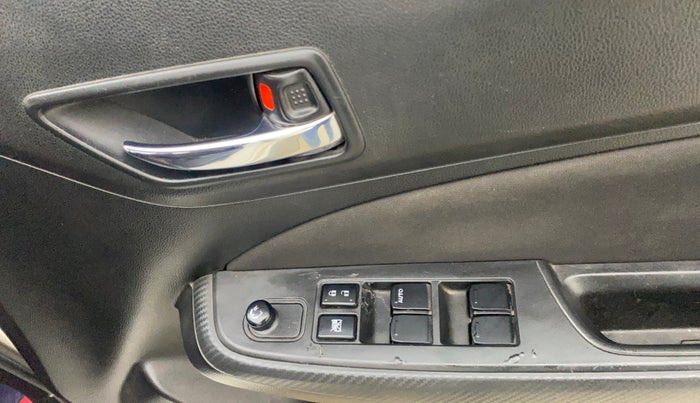 2022 Maruti Swift VXI AMT, Petrol, Automatic, 65,032 km, Driver Side Door Panels Control