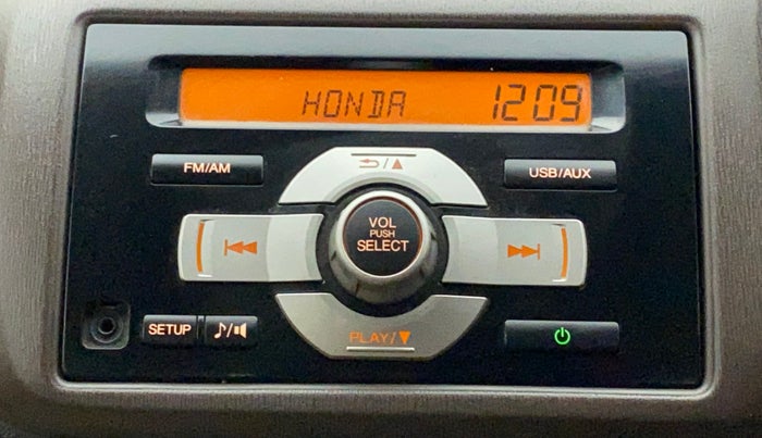 2013 Honda Amaze 1.2L I-VTEC S, CNG, Manual, 1,07,725 km, Infotainment System