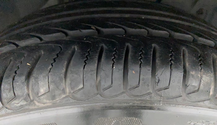 2018 Ford Ecosport TREND + 1.5 TI VCT AT, Petrol, Automatic, 12,906 km, Right Front Tyre Tread
