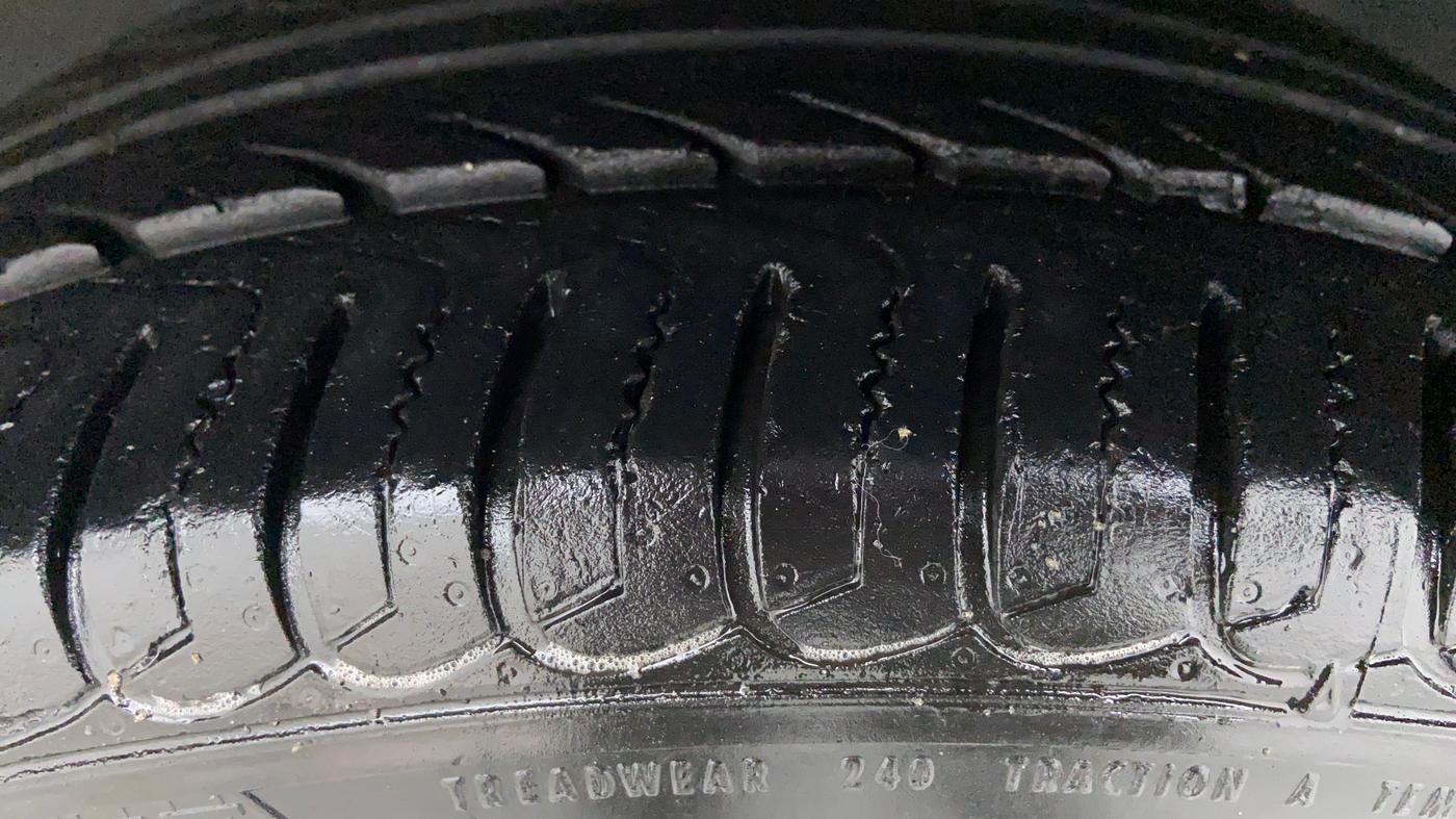 2018 Ford Ecosport TREND + 1.5 TI VCT AT, Petrol, Automatic, 12,906 km, Left Front Tyre Tread