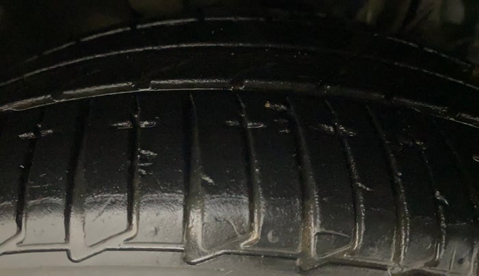 2020 Tata TIGOR XZ PLUS PETROL, Petrol, Manual, 15,096 km, Right Front Tyre Tread