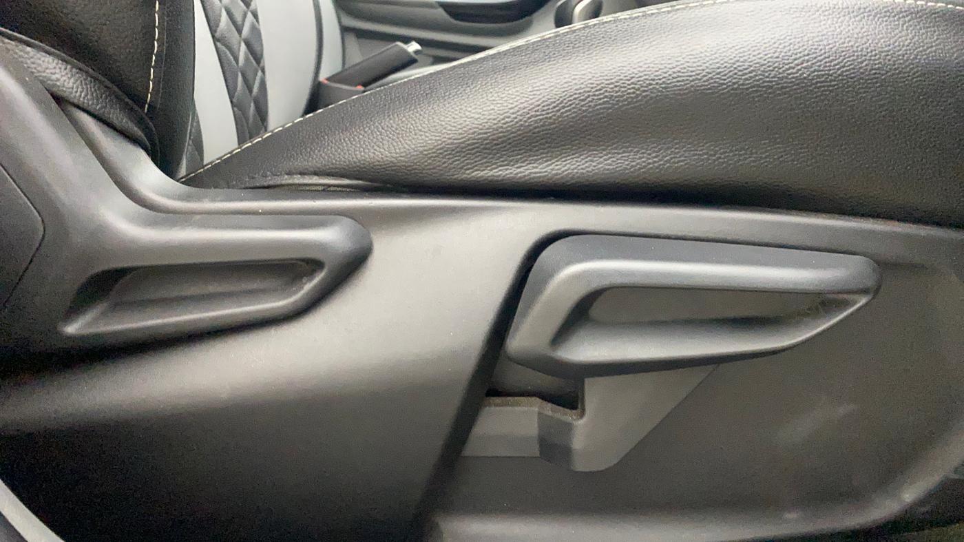 2020 Tata TIGOR XZ PLUS PETROL, Petrol, Manual, 15,096 km, Driver Side Adjustment Panel