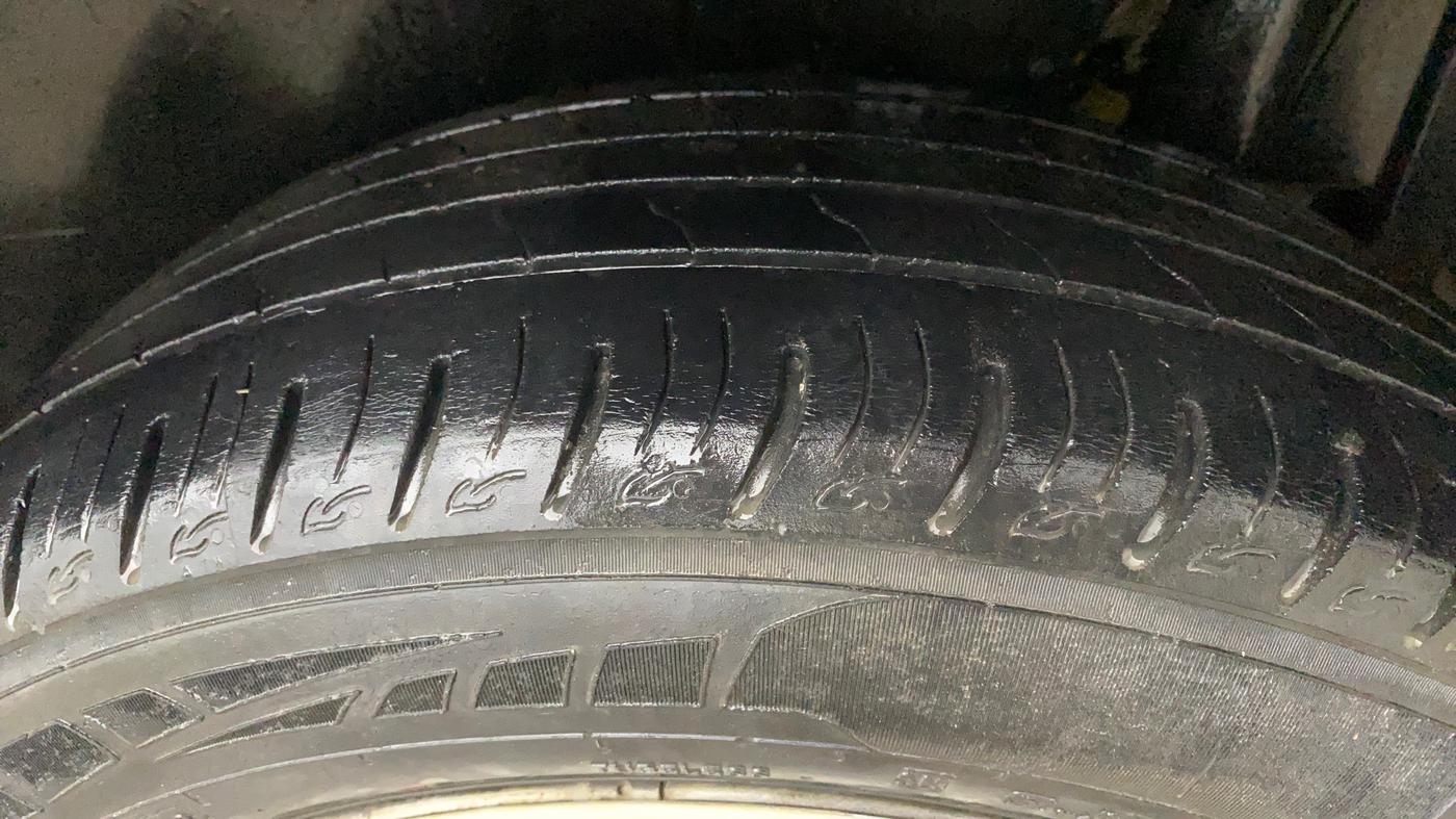 2022 Maruti Vitara Brezza LXI, Petrol, Manual, 70,799 km, Left Rear Tyre Tread