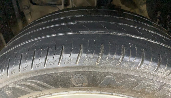 2022 Maruti Vitara Brezza LXI, Petrol, Manual, 70,799 km, Left Front Tyre Tread