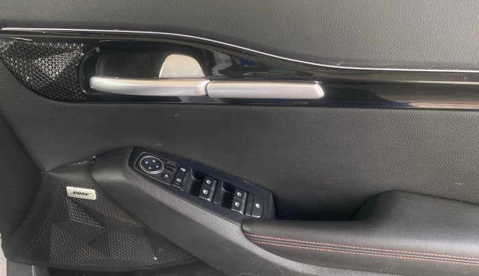 2021 KIA SELTOS GTX PLUS DCT 1.4 PETROL, Petrol, Automatic, 53,125 km, Driver Side Door Panels Control