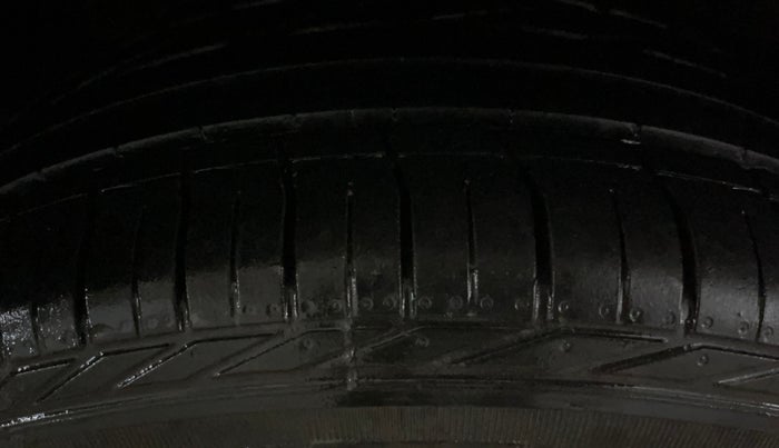 2020 Tata NEXON XZ PLUS PETROL, Petrol, Manual, 30,640 km, Right Rear Tyre Tread