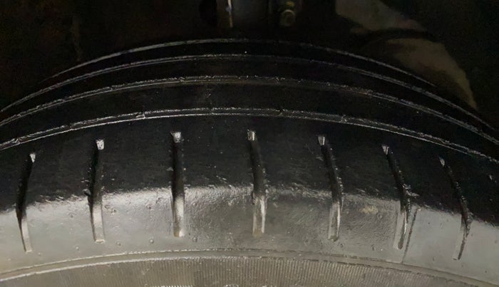2018 Maruti Baleno ALPHA PETROL 1.2, Petrol, Manual, 70,584 km, Right Front Tyre Tread