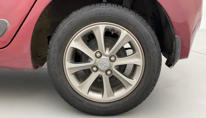 2016 Hyundai Grand i10 ASTA (O) 1.2 KAPPA VTVT, Petrol, Manual, 32,226 km, Left Rear Wheel