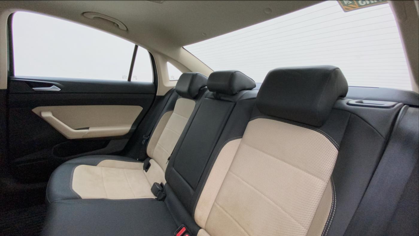 2023 Volkswagen VIRTUS TOPLINE TSI 1.0 AT, Petrol, Automatic, 13,967 km, Right Side Rear Door Cabin