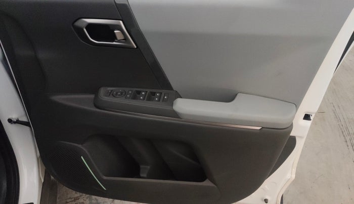 2025 KIA SYROS HTK Plus 1.0 Turbo 7DCT, Petrol, Automatic, 11,258 km, Driver Side Door Panels Control