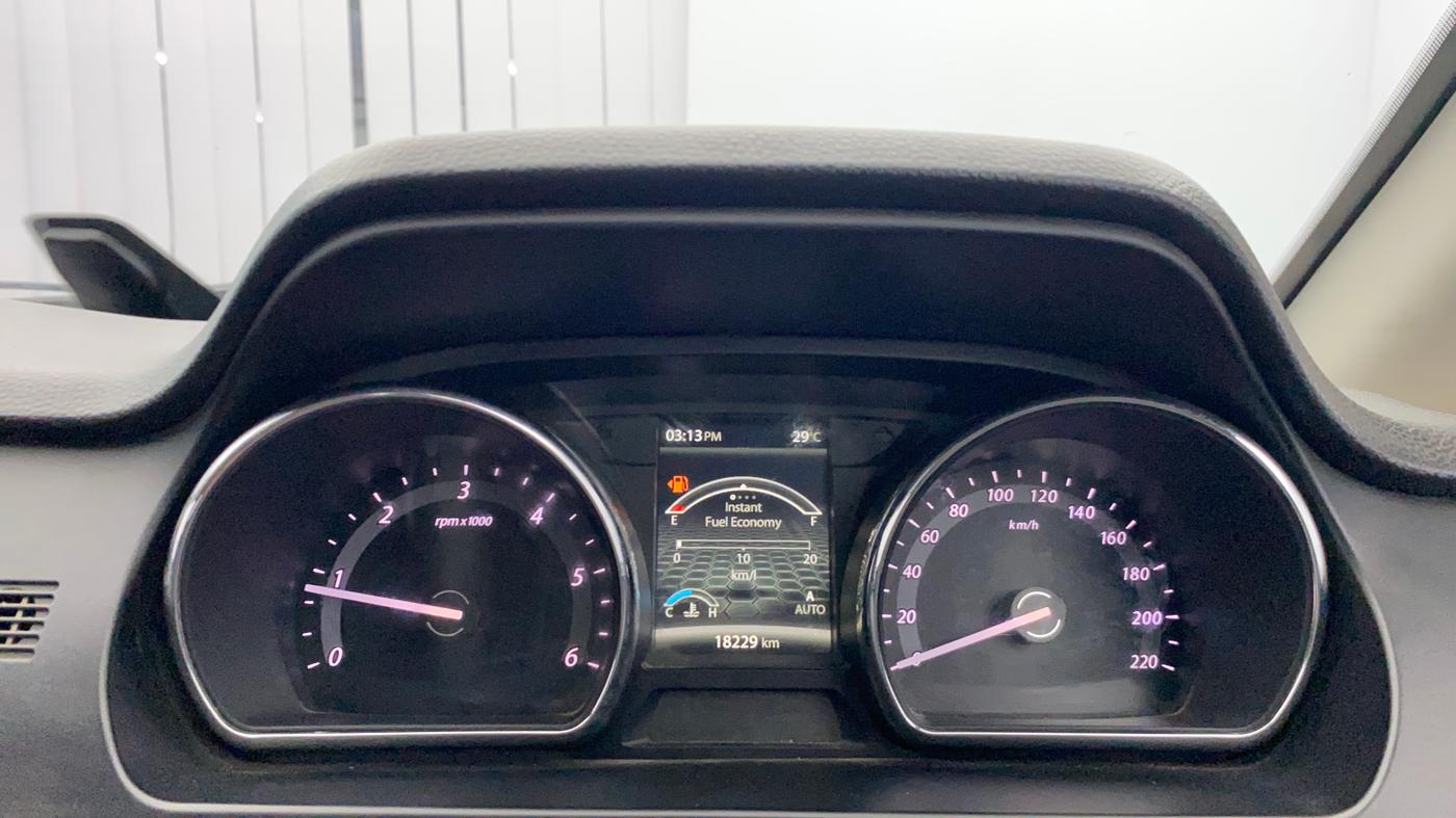 2018 Tata Hexa XT 4X2 7 STR, Diesel, Manual, 18,221 km, Odometer Image