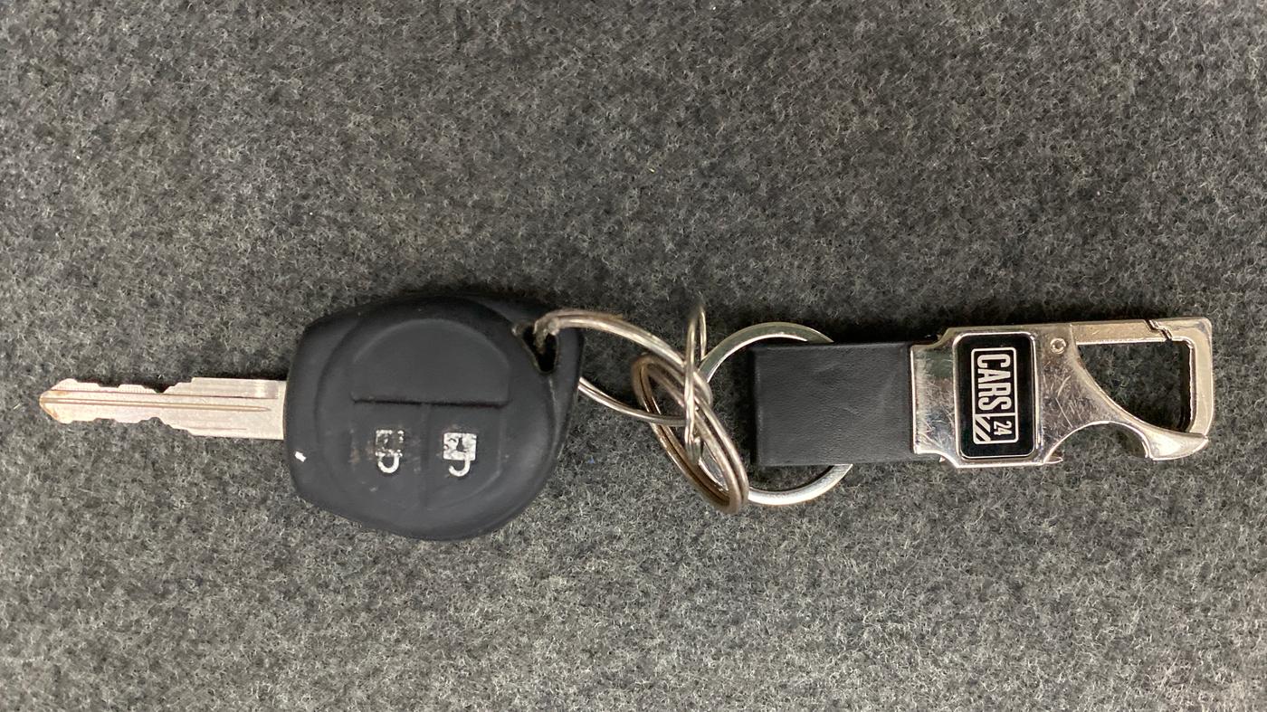 2014 Maruti Wagon R 1.0 VXI, Petrol, Manual, 44,709 km, Key Close Up