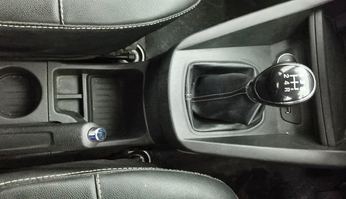 2019 Ford Figo Aspire TITANIUM 1.2 PETROL, Petrol, Manual, 65,254 km, Gear Lever