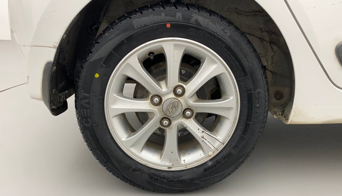 2015 Hyundai Grand i10 ASTA AT 1.2 KAPPA VTVT, Petrol, Automatic, 40,674 km, Right Rear Wheel