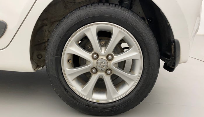 2015 Hyundai Grand i10 ASTA AT 1.2 KAPPA VTVT, Petrol, Automatic, 40,674 km, Left Rear Wheel