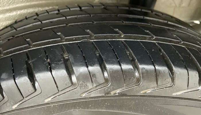 2021 Maruti New Wagon-R 1.0 Lxi (o) cng, CNG, Manual, 11,646 km, Left Rear Tyre Tread