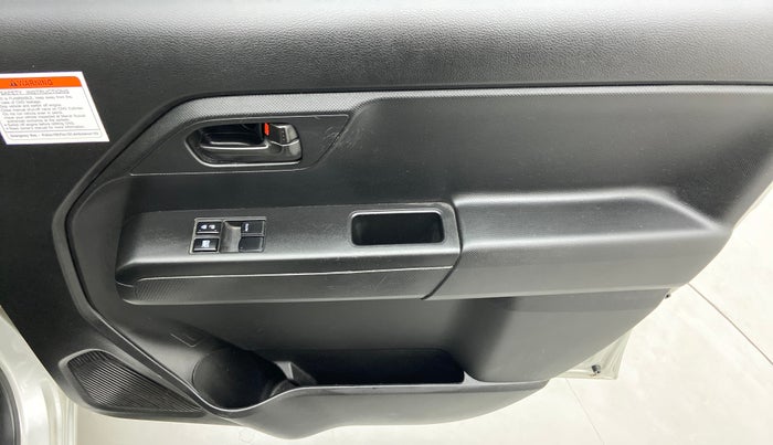 2021 Maruti New Wagon-R 1.0 Lxi (o) cng, CNG, Manual, 11,646 km, Driver Side Door Panels Control