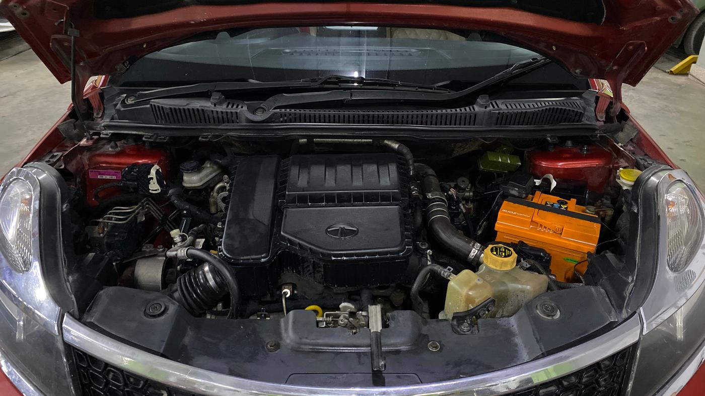 2017 Tata NEXON XM DIESEL, Diesel, Manual, 62,610 km, Engine View