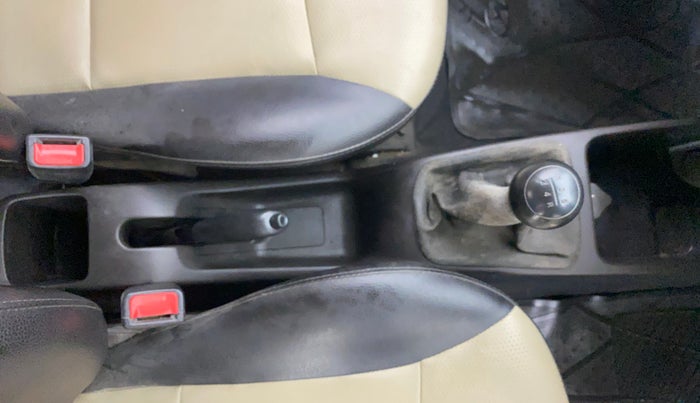 2014 Hyundai Eon D-LITE+, Petrol, Manual, 48,749 km, Gear Lever