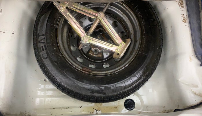 2014 Hyundai Eon D-LITE+, Petrol, Manual, 48,749 km, Spare Tyre