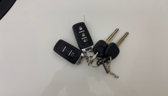 2014 Hyundai Eon D-LITE+, Petrol, Manual, 48,749 km, Key Close Up