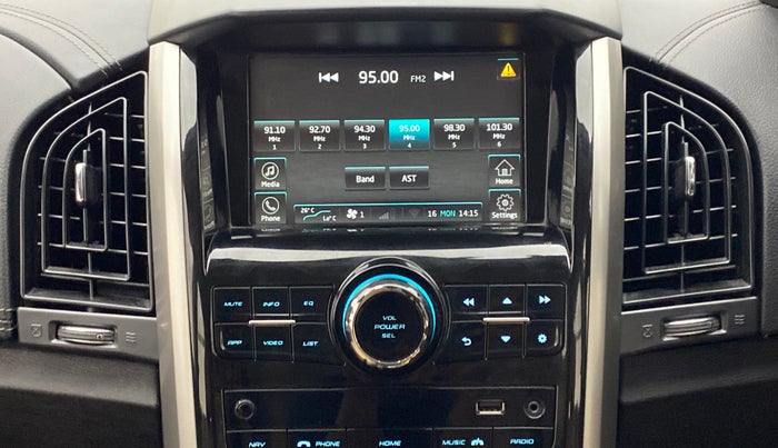 2018 Mahindra XUV500 W11 AT, Diesel, Automatic, 43,229 km, Infotainment System