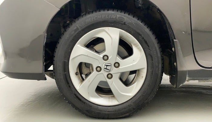 2016 Honda City 1.5L I-VTEC VX CVT, CNG, Automatic, 1,06,554 km, Left Front Wheel