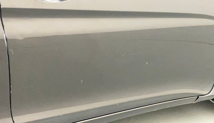 2016 Honda City 1.5L I-VTEC VX CVT, CNG, Automatic, 1,06,554 km, Driver-side door - Slightly dented