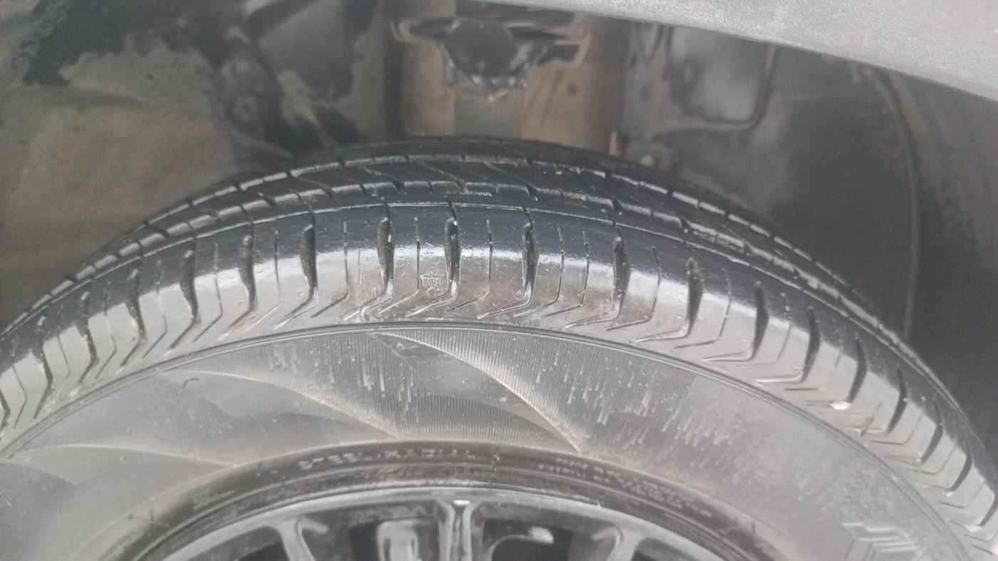 2017 Renault Kwid RXT 1.0, Petrol, Manual, 93,060 km, Right Front Tyre Tread