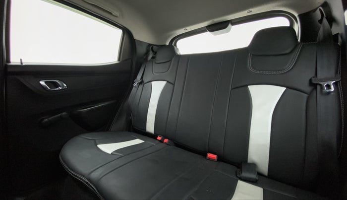 2018 Renault Kwid RXT 1.0 AMT (O), Petrol, Automatic, 44,380 km, Right Side Rear Door Cabin