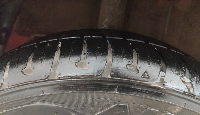 2019 Hyundai Grand i10 SPORTZ 1.2 KAPPA VTVT, Petrol, Manual, 9,788 km, Right Rear Tyre Tread