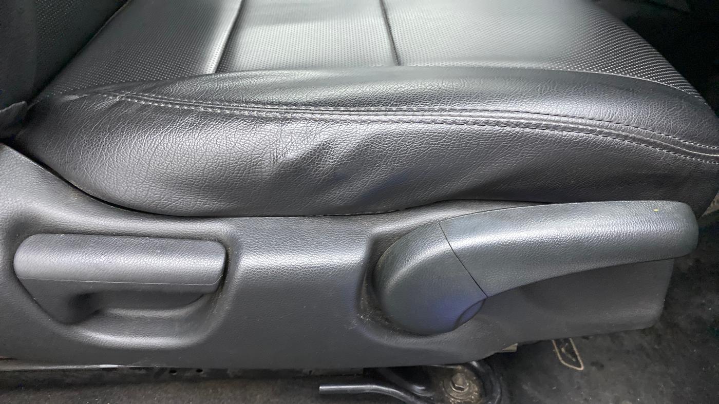 2019 Honda WR-V 1.2L I-VTEC EXCLUSIVE EDITION, Petrol, Manual, 50,146 km, Driver Side Adjustment Panel