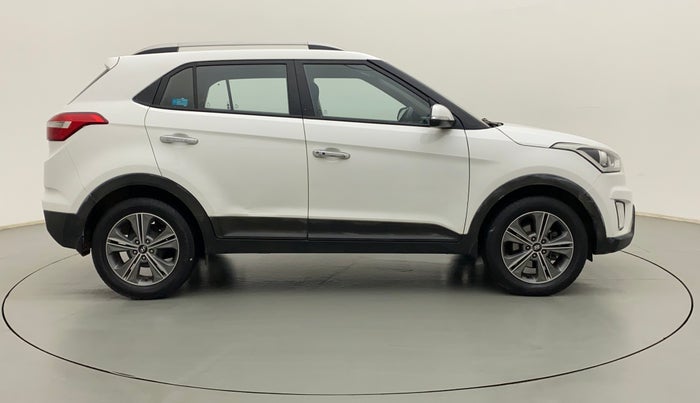 2017 Hyundai Creta SX PLUS AT 1.6 PETROL, Petrol, Automatic, 71,658 km, Right Side View