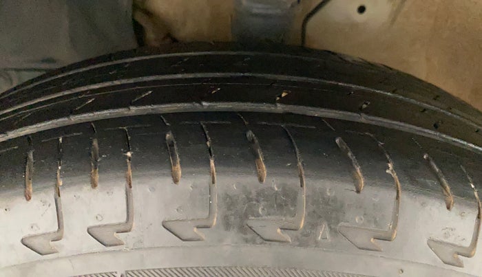 2022 Maruti Celerio LXI, Petrol, Manual, 37,017 km, Left Front Tyre Tread