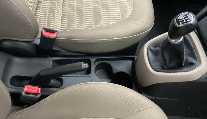 2018 Hyundai Xcent SX 1.2, Petrol, Manual, 22,533 km, Gear Lever