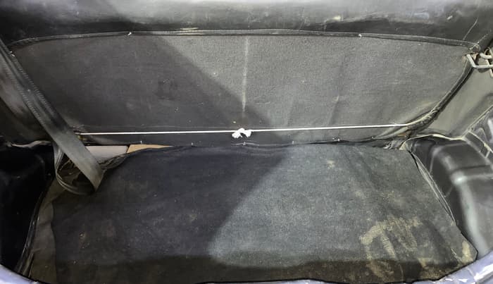 2015 Hyundai Eon ERA +, Petrol, Manual, 84,222 km, Boot Inside