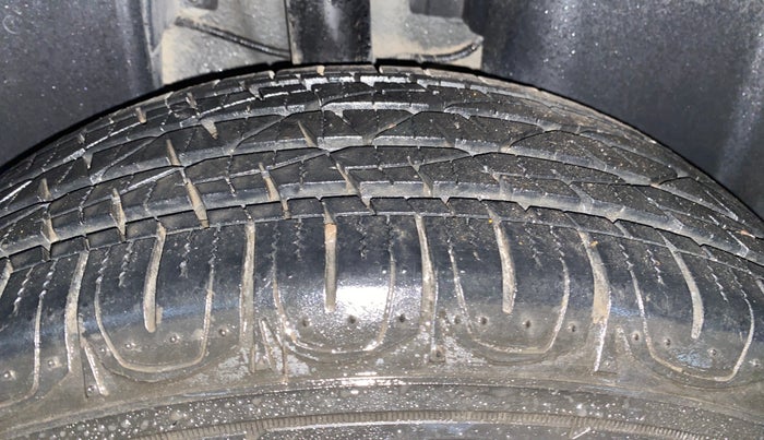 2018 Jeep Compass SPORT 1.4 PETROL, Petrol, Manual, 30,589 km, Right Rear Tyre Tread