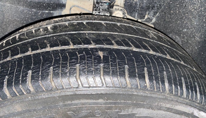 2018 Jeep Compass SPORT 1.4 PETROL, Petrol, Manual, 30,589 km, Left Front Tyre Tread